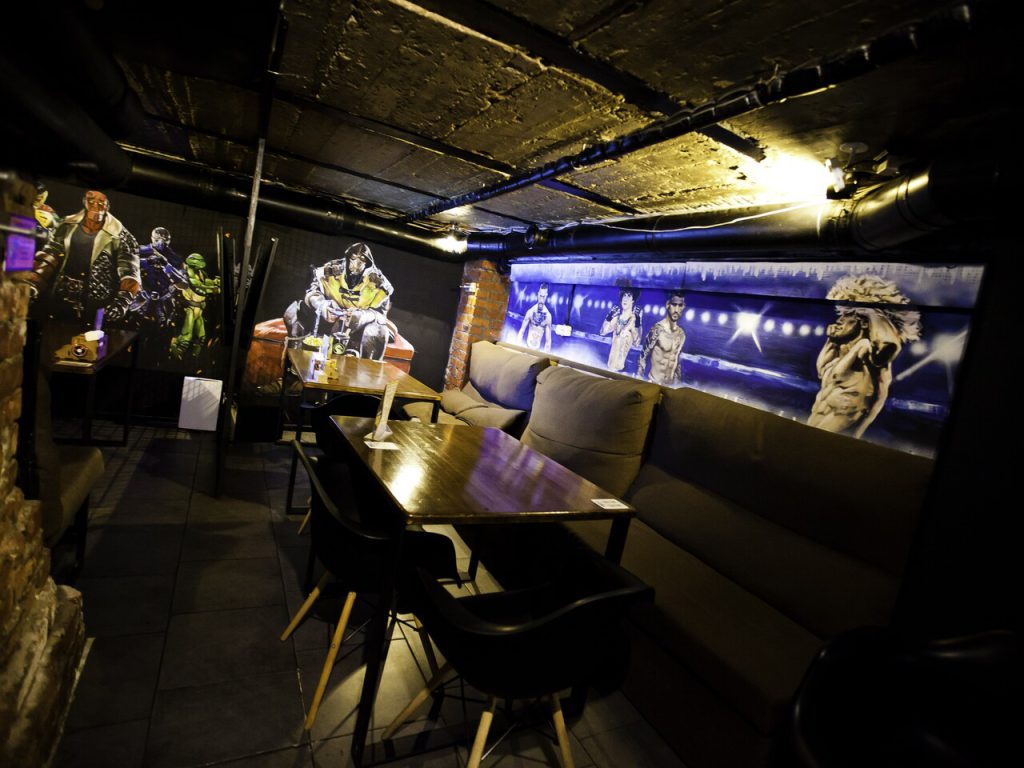 Ігровий бар Рот на Римарській 6